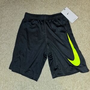 Boys size 7 Nike athletic shorts